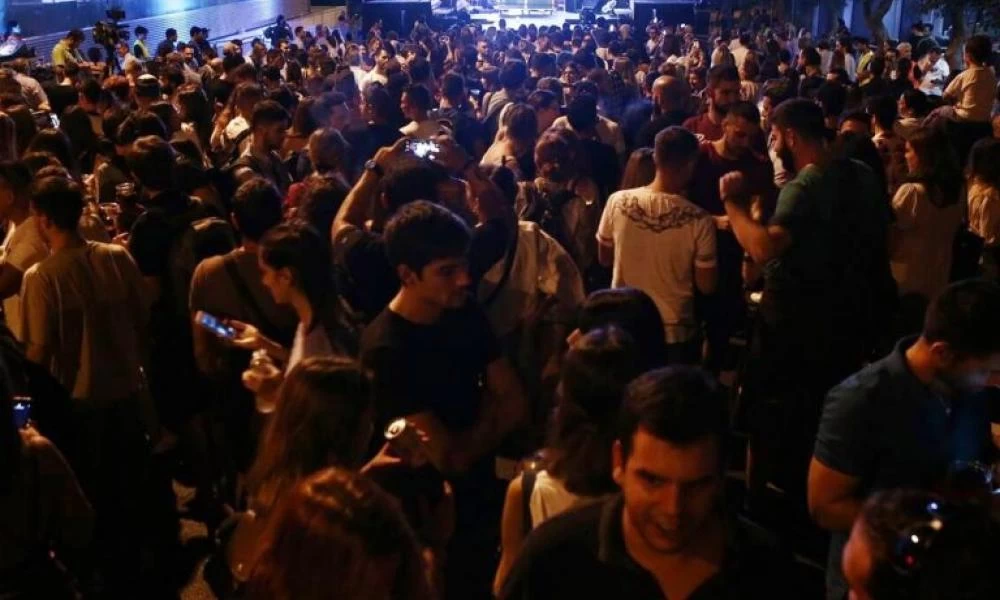 Η Μύκονος ήταν μόνο η αρχή – Οι «κόκκινες» περιοχές και τα μέτρα